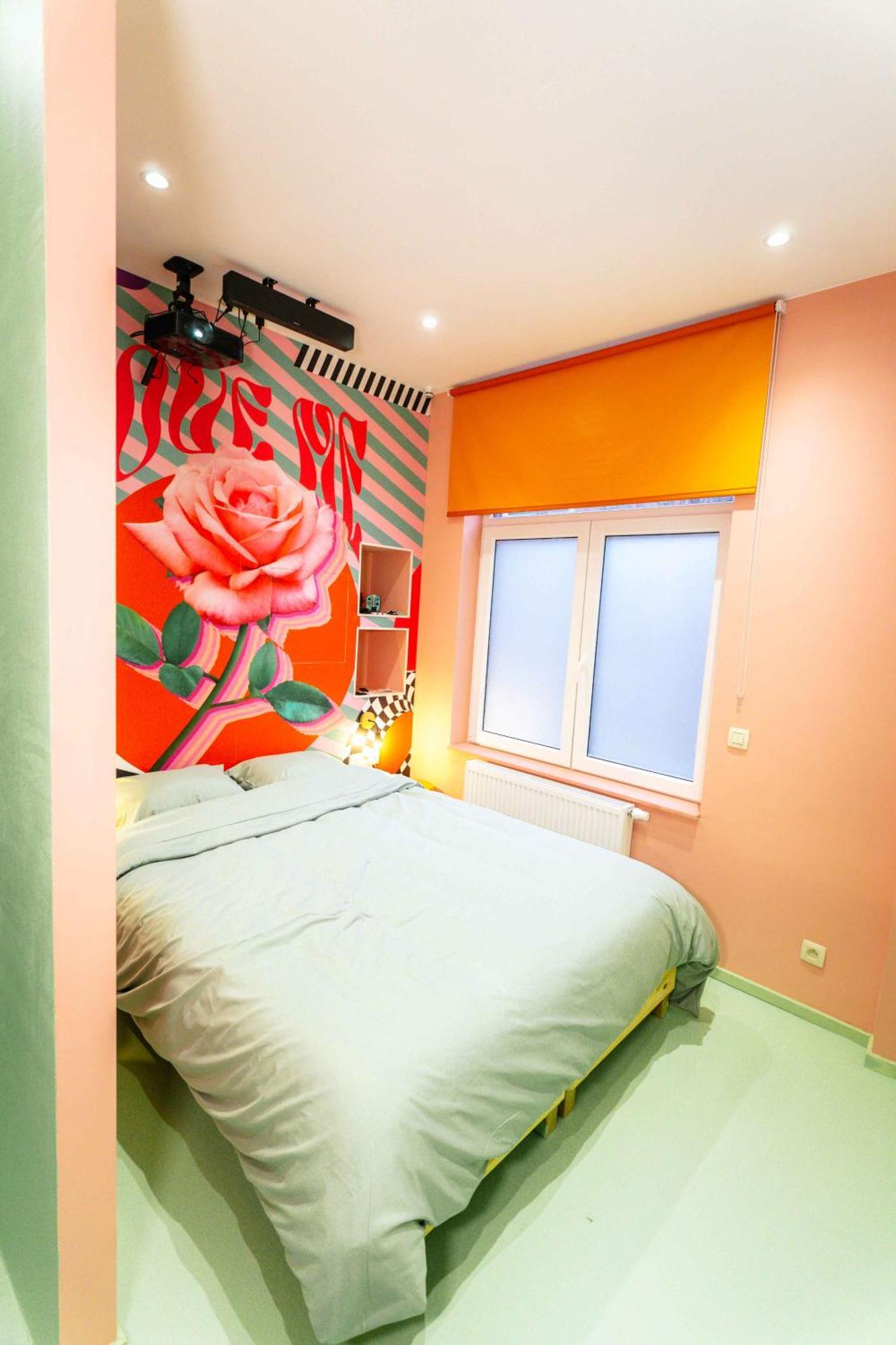 Capsule Flower - Balneo - Cinema - Billard - Nintendo Switch - Mons Centre Экстерьер фото