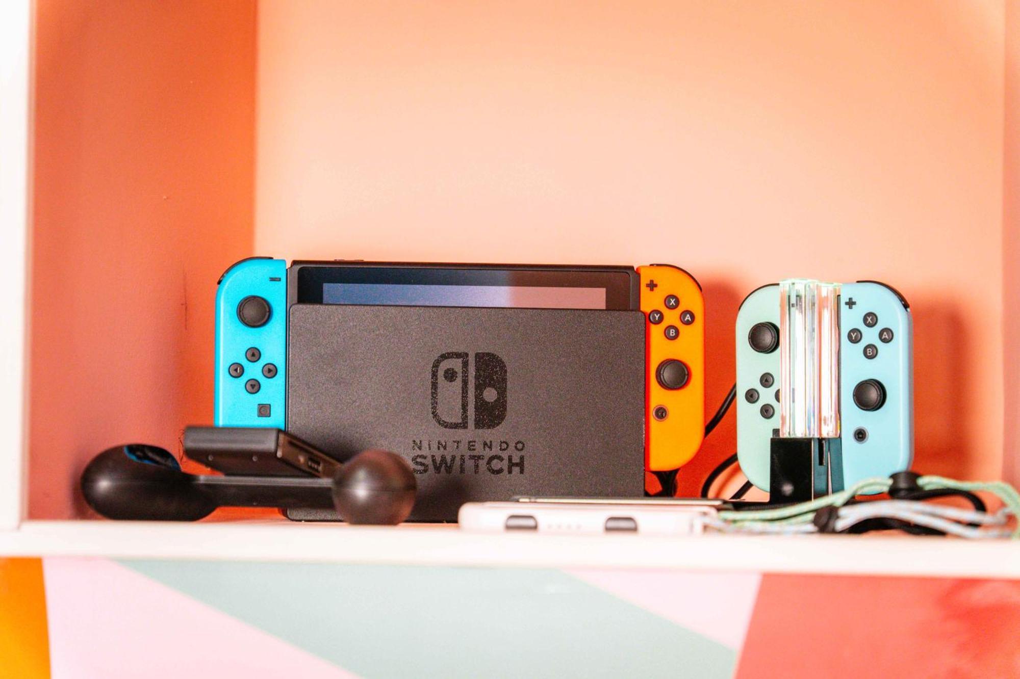 Capsule Flower - Balneo - Cinema - Billard - Nintendo Switch - Mons Centre Экстерьер фото